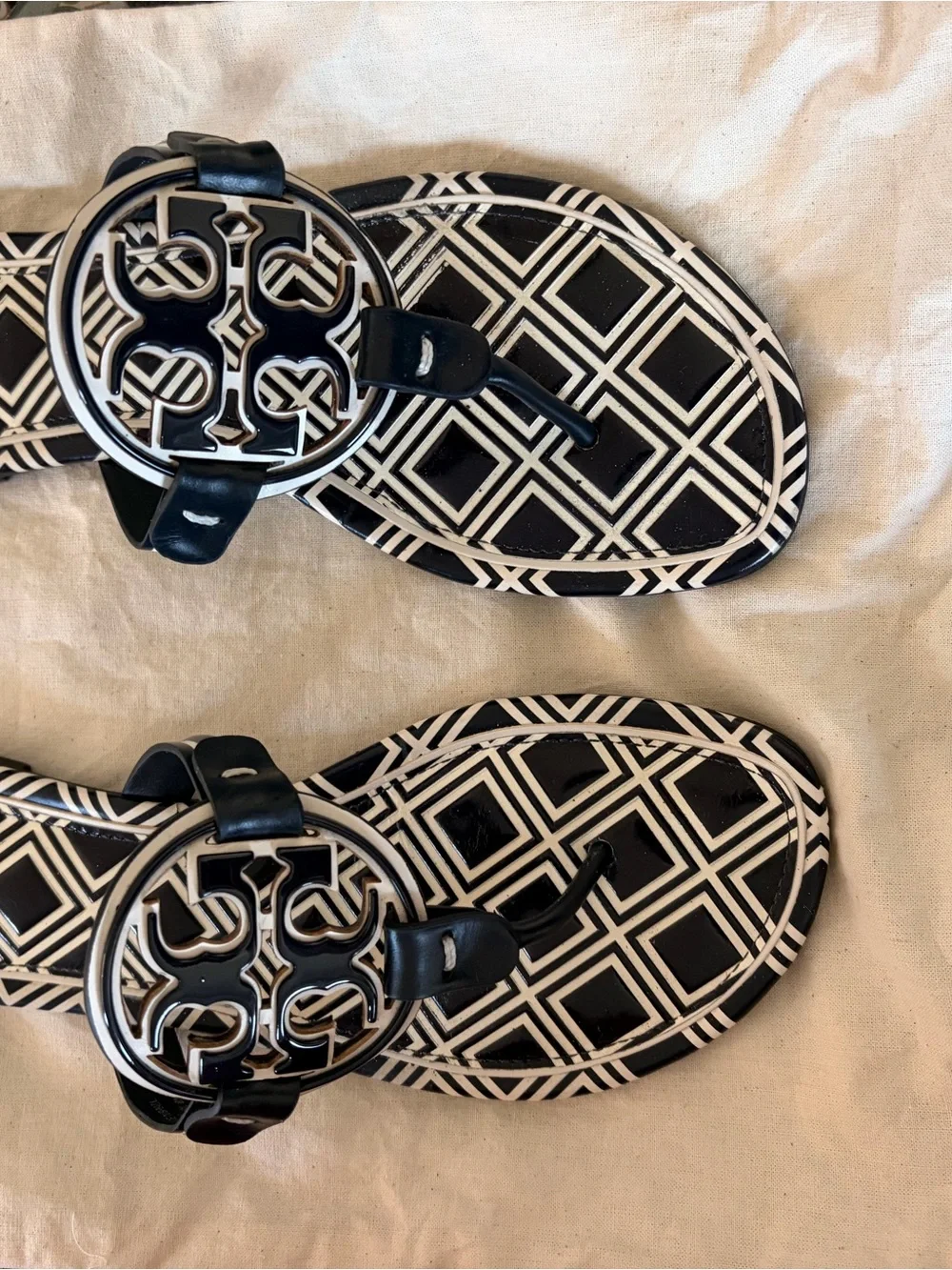 Tory Burch Navy and White Metal Miller Geometric Logo Thong Sandals